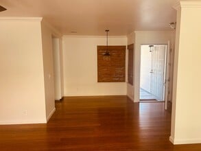 1916 Felice Dr in Escondido, CA - Foto de edificio - Building Photo