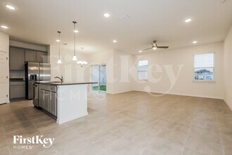 515 Crown Rose Dr in Bartow, FL - Foto de edificio - Building Photo