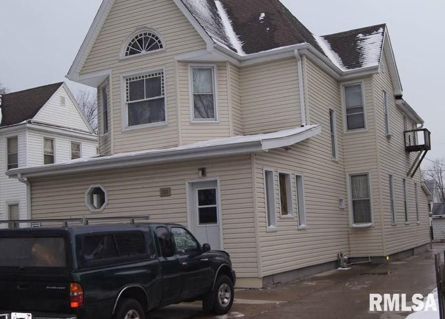363 S Capitol St in Pekin, IL - Building Photo