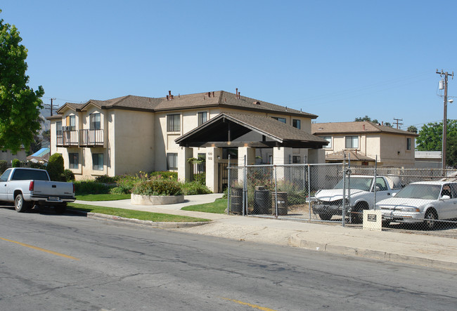 130-132 S 12th St in Santa Paula, CA - Building Photo - Building Photo