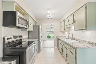 57 Red Fox Dr in Savannah, GA - Building Photo - Building Photo