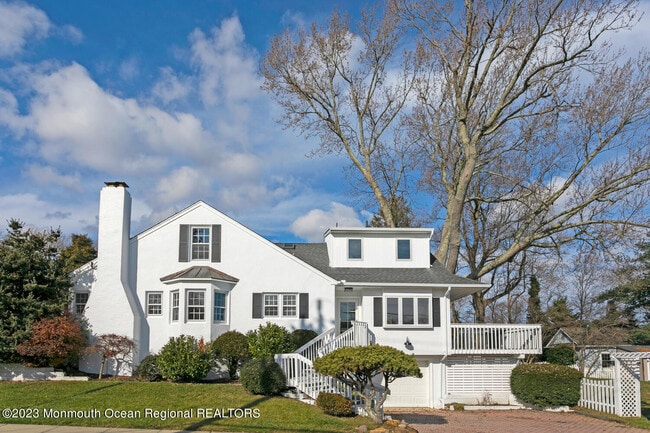 property at 121 Bingham Ave