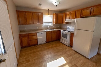 1542 Florence Dr in Fulton, MO - Building Photo - Building Photo