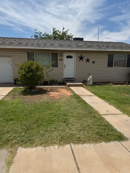 1421 W 450 N in Saint George, UT - Building Photo