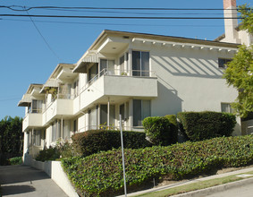 2025 Talmadge St in Los Angeles, CA - Building Photo - Building Photo