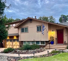 5001 Whitney Ave in Carmichael, CA - Building Photo