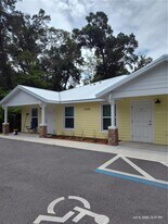 5580 NE 35th St in Silver Springs, FL - Building Photo