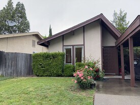 3317 Biscayne Bay Pl in Davis, CA - Building Photo