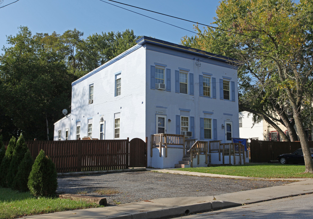 9125-9127 Baltimore St in Savage, MD - Building Photo