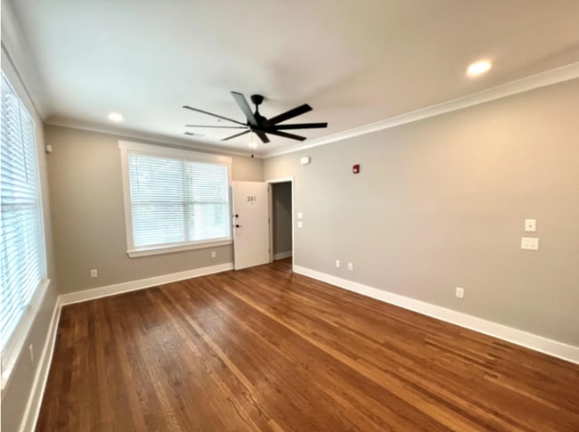 26 N McLean Blvd in Memphis, TN - Building Photo - Building Photo