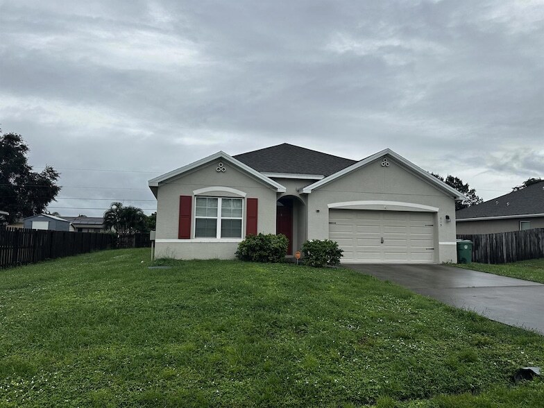 619 SW Post Terrace in Port St. Lucie, FL - Building Photo