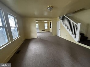 2 E Vine St in Millville, NJ - Building Photo - Building Photo