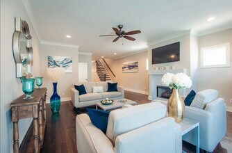 2423 Elliott Ave in Nashville, TN - Building Photo - Building Photo