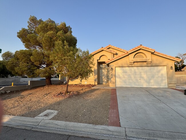 property at 5312 Great Pine Dr