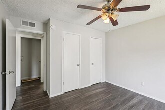 1910 Joe Ramsey Blvd E in Greenville, TX - Building Photo - Building Photo