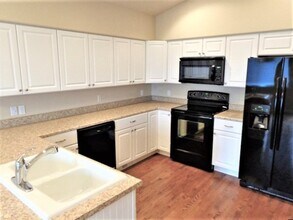1096 S Slate Canyon Dr in Provo, UT - Building Photo - Building Photo