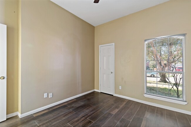 property at 2418 Orchard Run Way