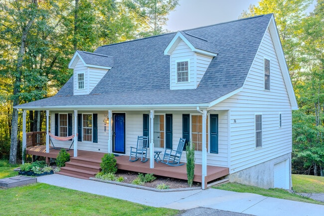 property at 76 Overlook Pointe Dr