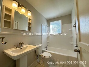 210 E B Ave-Unit -B in North Little Rock, AR - Building Photo - Building Photo