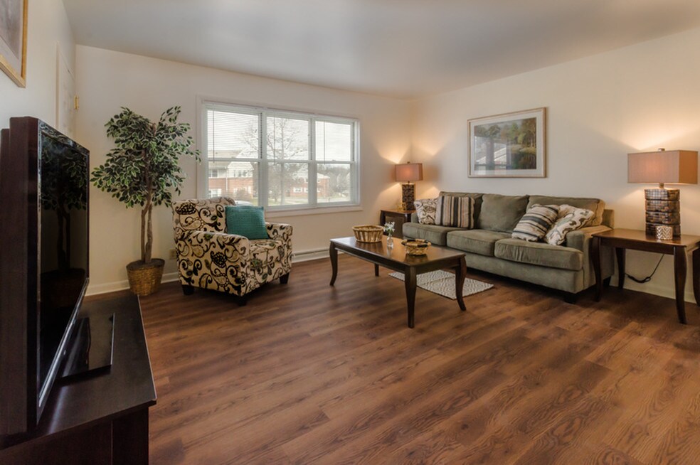 Greystone Apartments and Townhomes and Nearby Rochester Apartments For