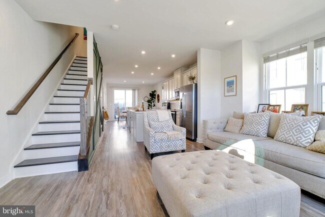 2816 Arts Vista Blvd in Hillcrest Heights, MD - Building Photo - Building Photo