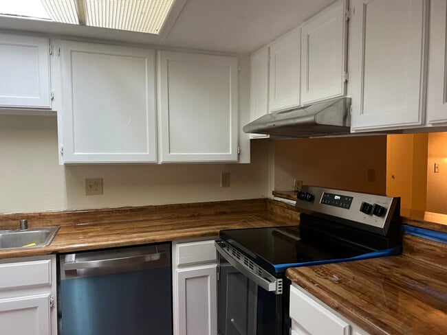 6960 Kilgore Dr in Las Vegas, NV - Foto de edificio - Building Photo