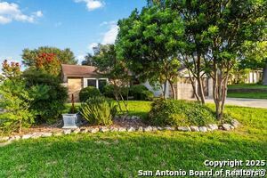 7960 Splintered Oak in San Antonio, TX - Building Photo - Building Photo