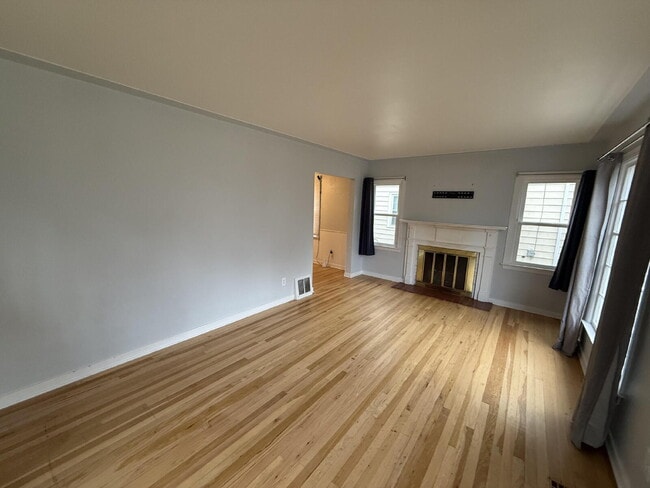 844 Reynard St SE in Grand Rapids, MI - Building Photo - Building Photo