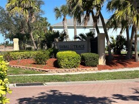 5800 Sabal Trace Dr in North Port, FL - Building Photo