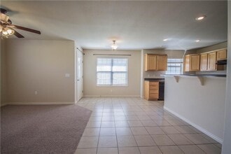 931 Kensington Dr in Centerton, AR - Building Photo - Building Photo