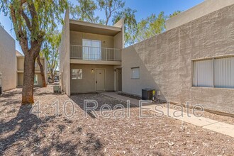 2833 E Le Marche Ave-Unit -Unit 103 in Phoenix, AZ - Foto de edificio - Building Photo