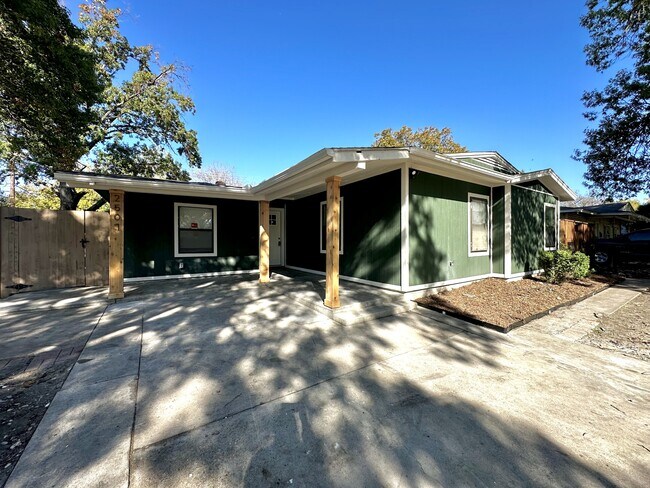 property at 2507 Blyth Dr