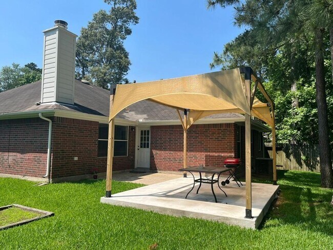 46 S Wynnoak Cir in Spring, TX - Building Photo - Building Photo