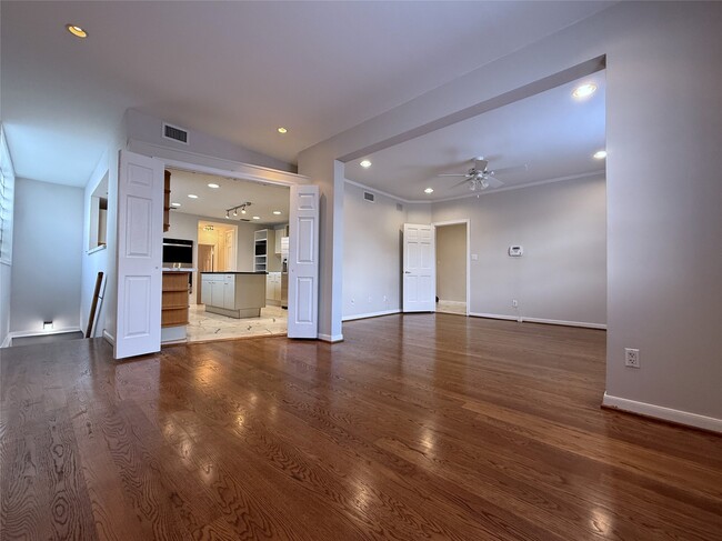 property at 2813 Saint St