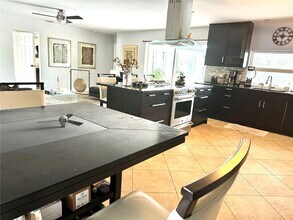 4116 Taft St in Hollywood, FL - Building Photo - Building Photo