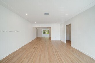 47 Oviedo Ave in Coral Gables, FL - Building Photo - Building Photo