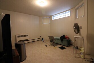 50 Parkman St, Unit 3B in Brookline, MA - Foto de edificio - Building Photo