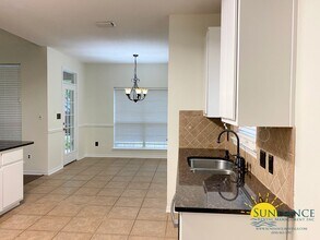 6268 Calle De Hidalgo in Navarre, FL - Building Photo - Building Photo