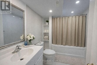 38 Meandering Trail in Toronto, ON - Building Photo - Building Photo