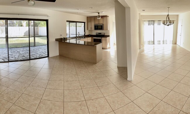 6509 Woodbury Rd in Boca Raton, FL - Building Photo - Building Photo