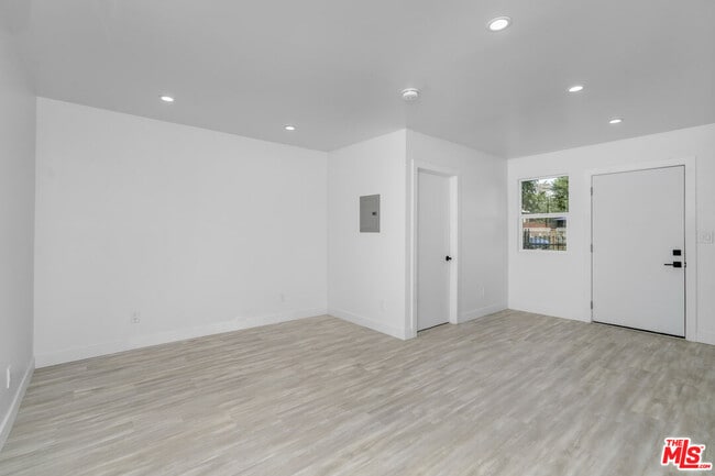 2448 Boulder St in Los Angeles, CA - Building Photo - Building Photo