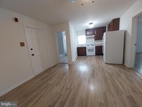 7 N Main St-Unit -B in Ambler, PA - Building Photo - Building Photo