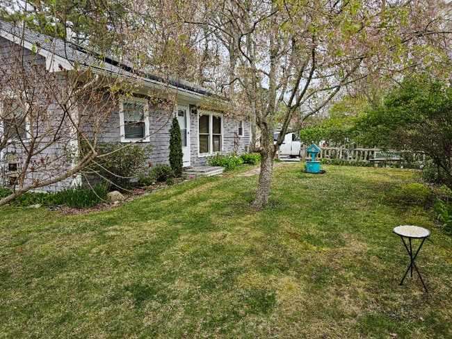 property at 1 Pokesit Rd