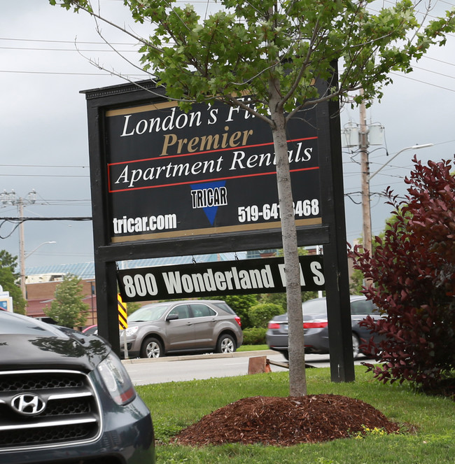 Westmount Place in London, ON - Building Photo - Other
