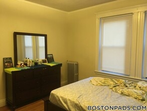 17-19 Washington St. in Malden, MA - Foto de edificio - Building Photo