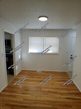 12000 Armitage Dr in Grandview, MO - Foto de edificio - Building Photo