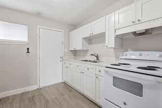 7823 Glass St in Houston, TX - Building Photo - Building Photo