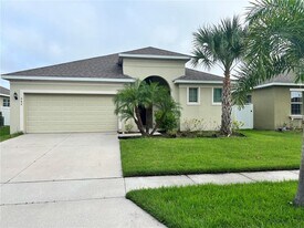 682 Star Magnolia Dr in Kissimmee, FL - Building Photo
