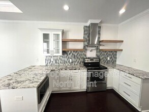 954 Byron Dr SW in Atlanta, GA - Building Photo - Building Photo