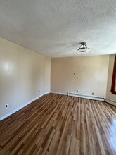 48 Highland Ave, Unit 48 Highland Ave in Everett, MA - Building Photo - Building Photo